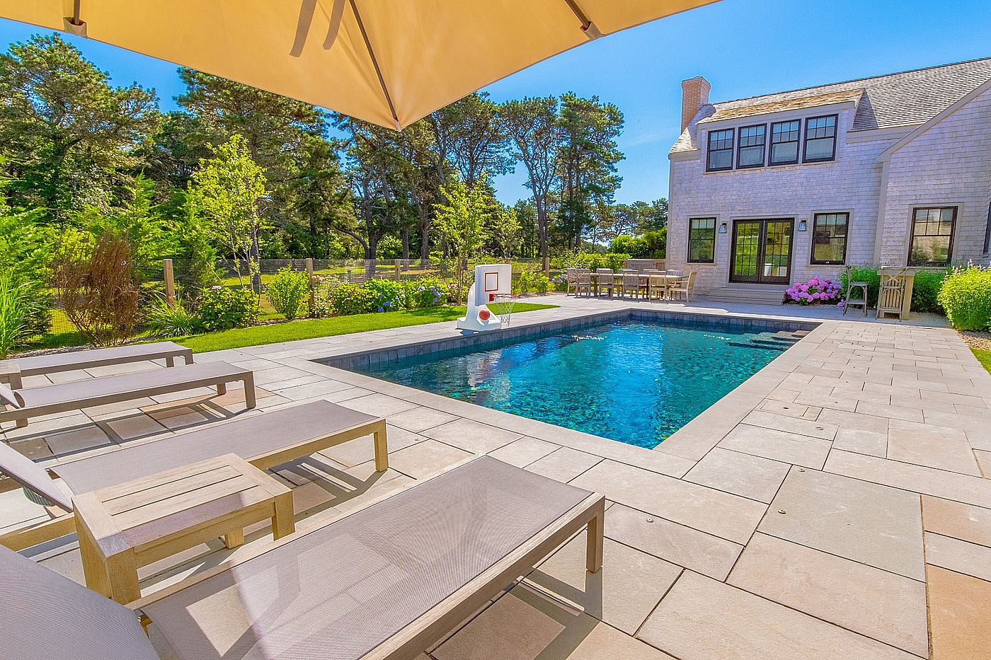 8 Ellens Way Nantucket MA