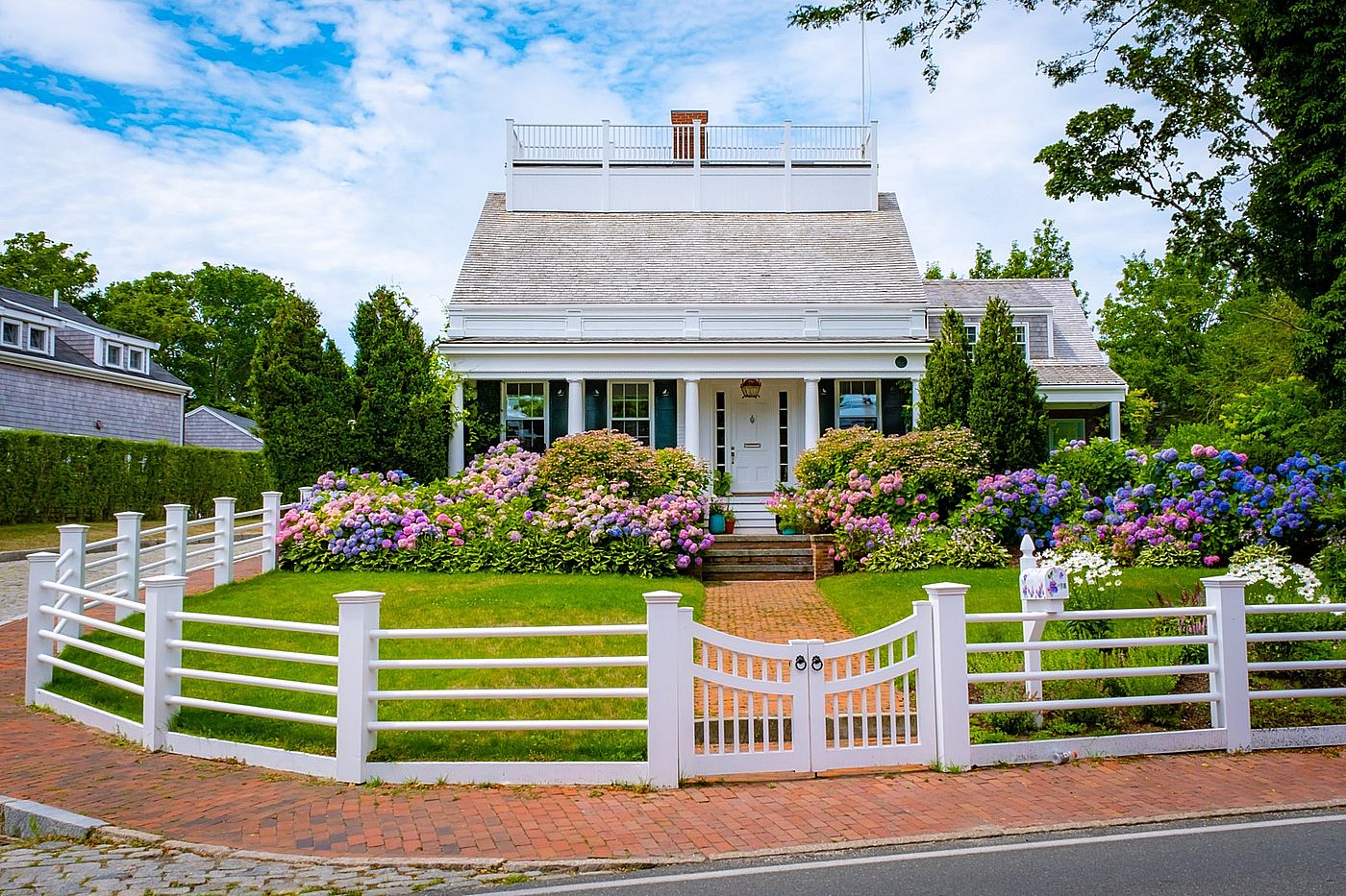 18 Cliff Road Nantucket MA