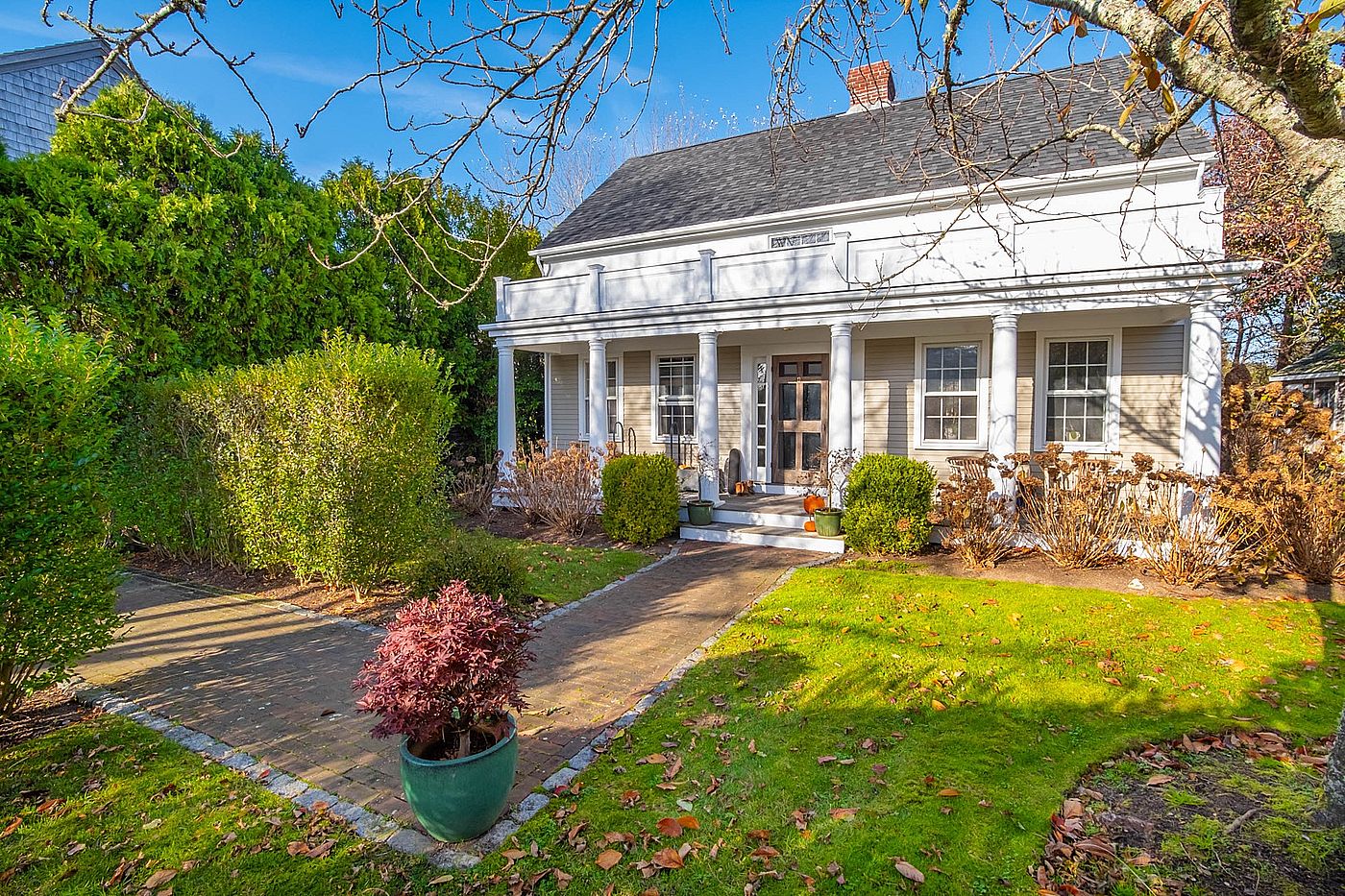 4 Falcon Court Nantucket MA
