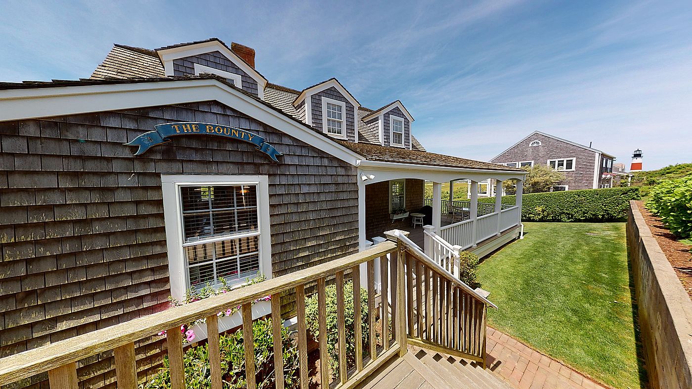 112 Baxter Road Nantucket MA