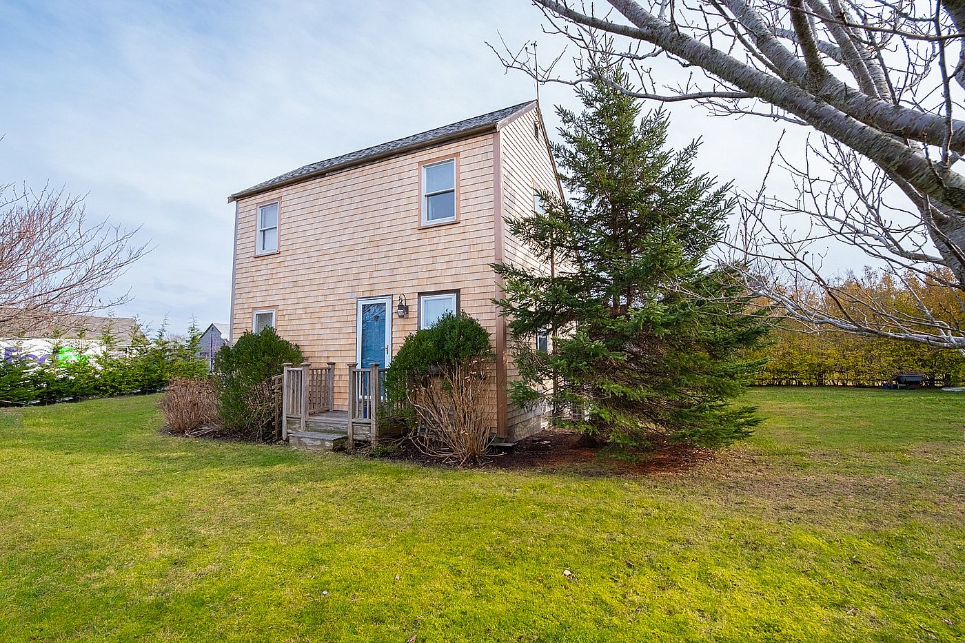 8A Green Meadows Road Nantucket MA