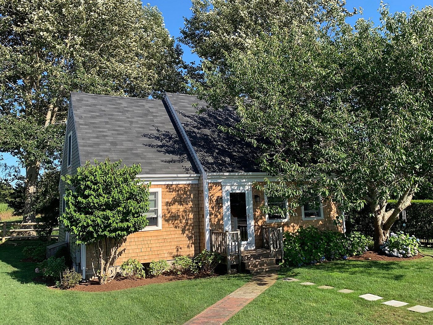 8 Polliwog Pond Road Nantucket MA