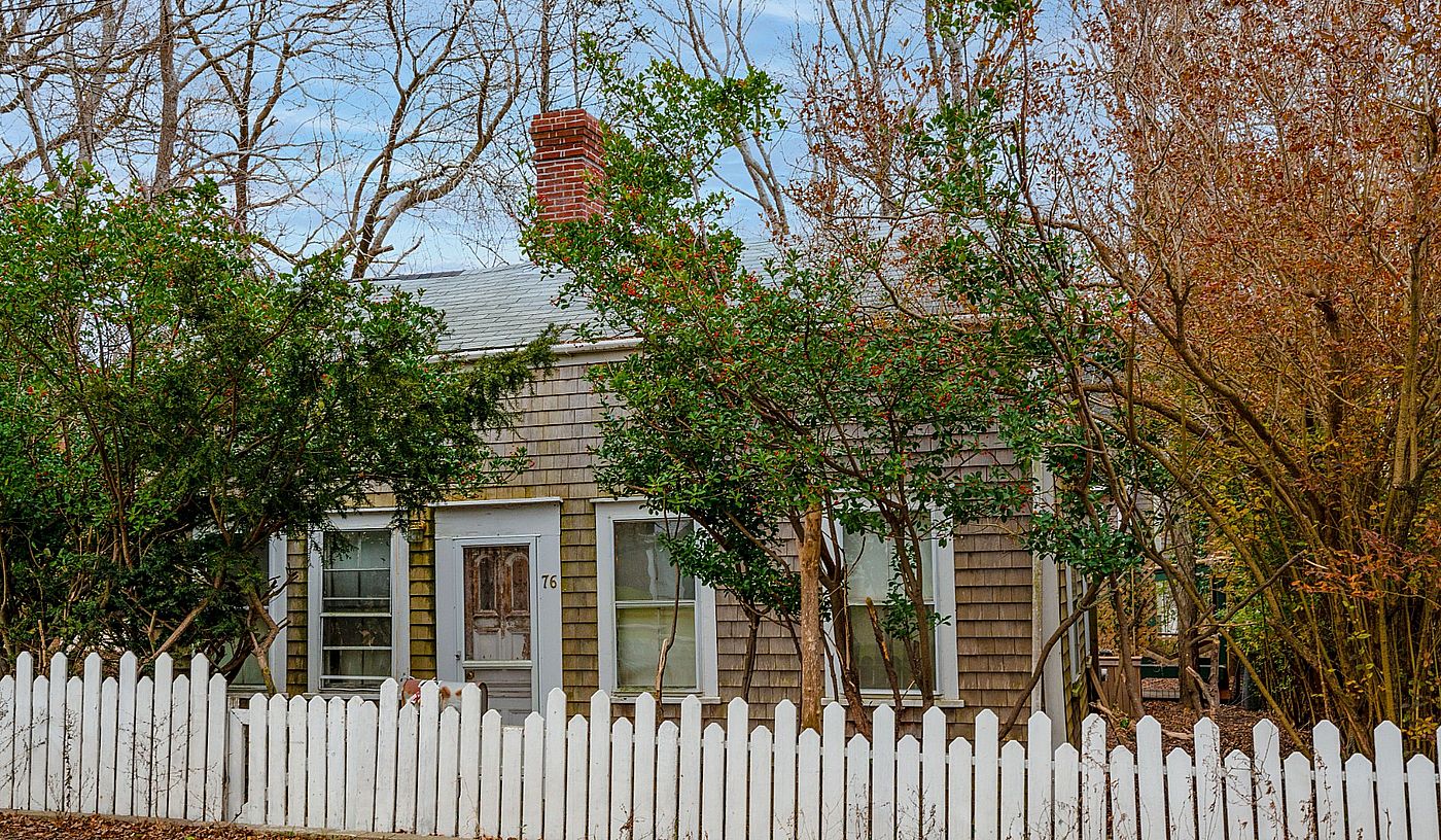 76 Pleasant Street Nantucket MA