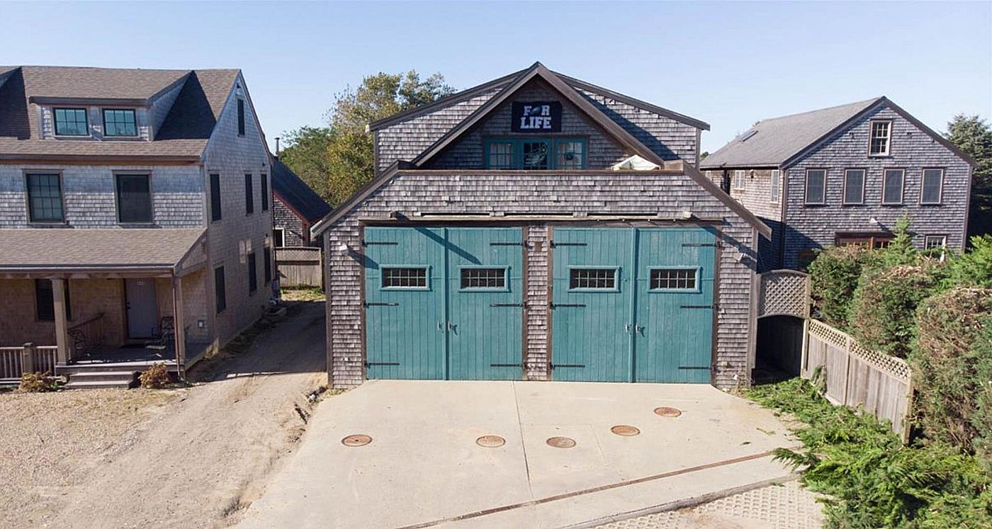 67 Bartlett Road Nantucket MA