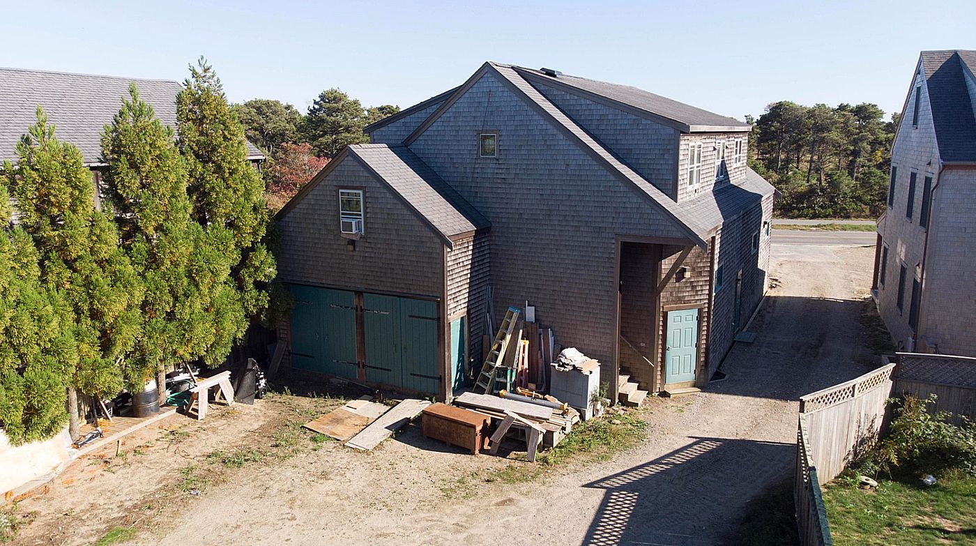 67 Bartlett Road Nantucket MA