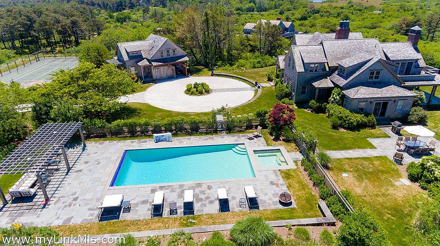 8 Maxey Pond Road Nantucket MA