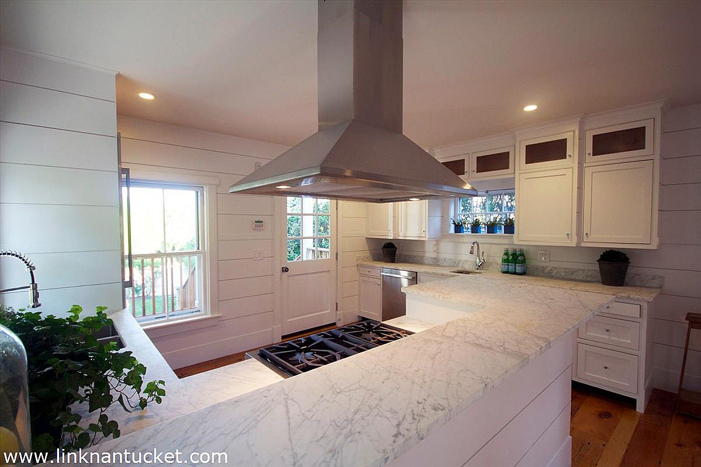 72 Union Street Nantucket MA