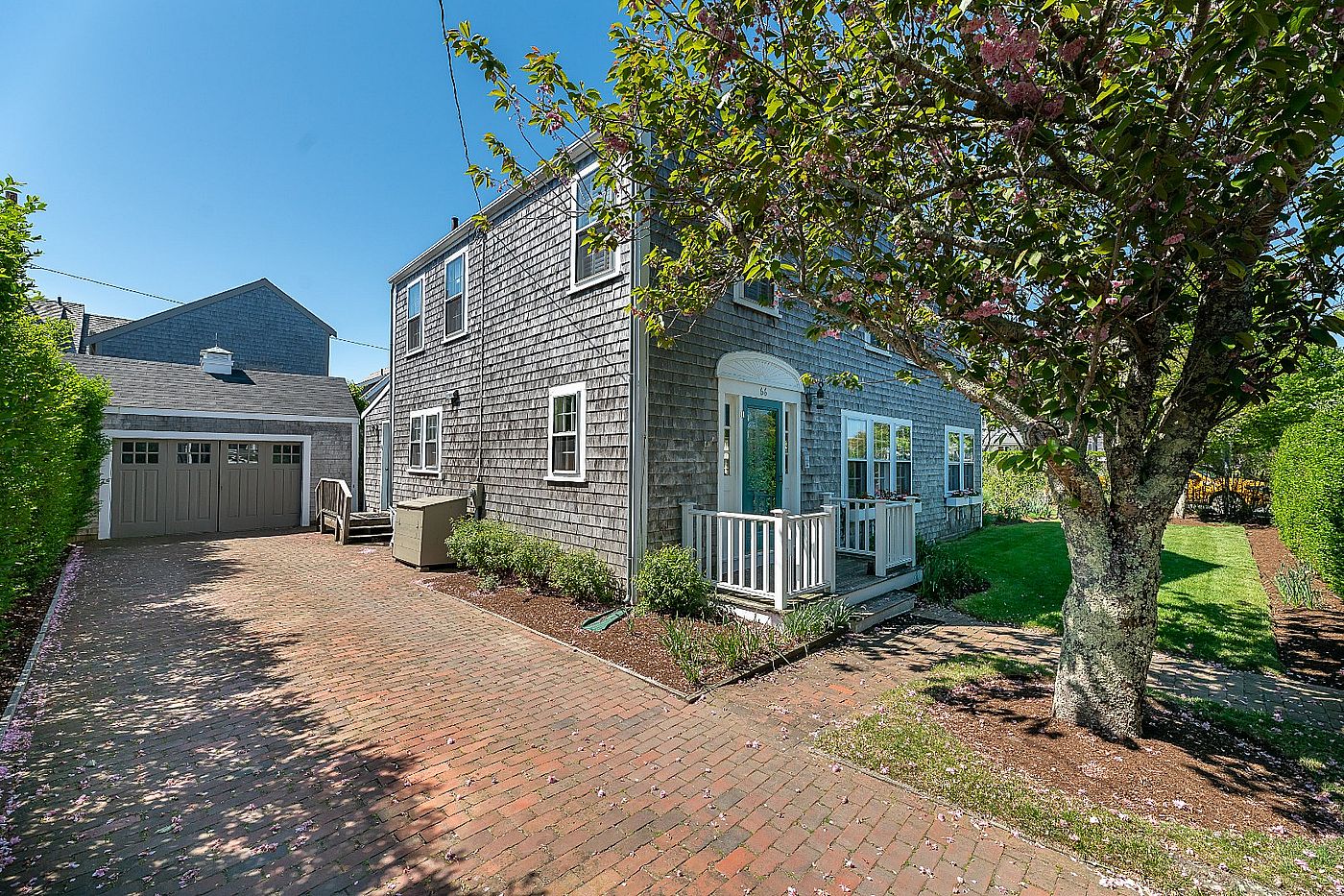 66 Easton Street Nantucket MA
