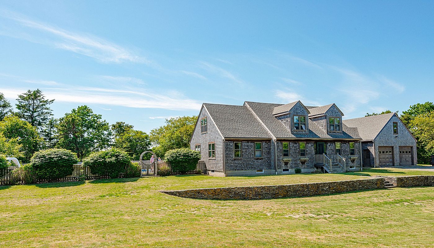 8 Burnt Swamp Lane Nantucket MA