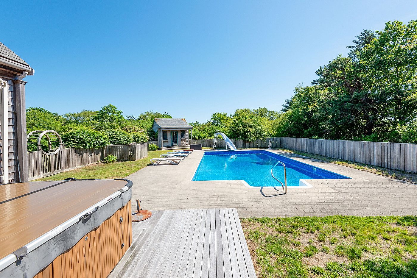 8 Burnt Swamp Lane Nantucket MA