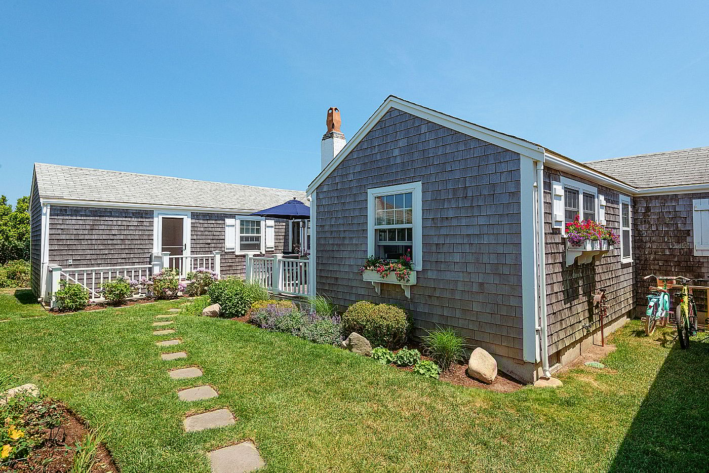 93 Baxter Road Nantucket MA