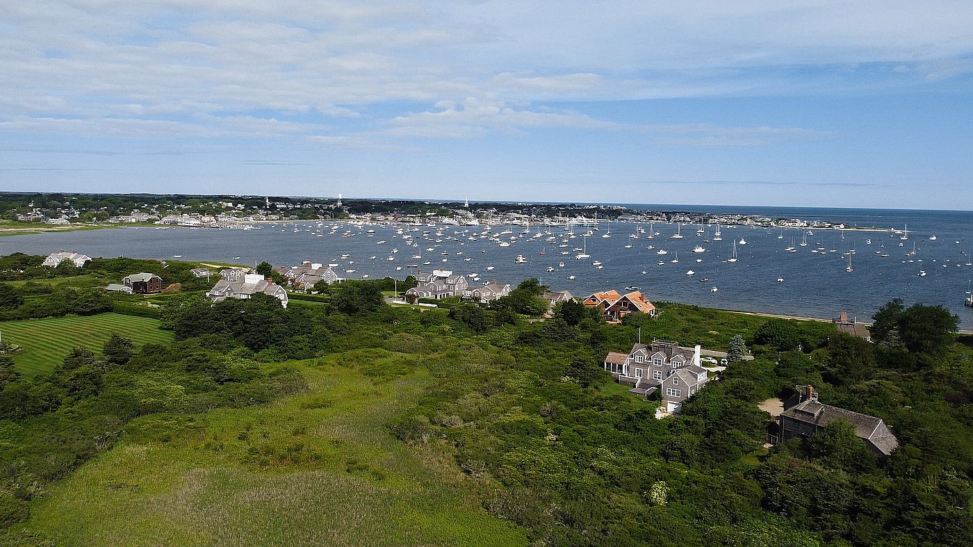 4 Cathcart Road Nantucket MA