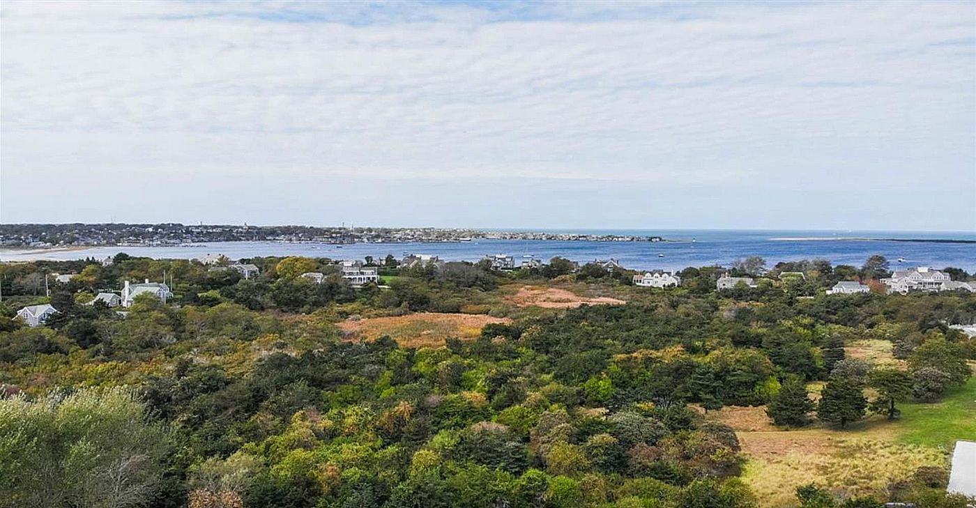 4 Cathcart Road Nantucket MA