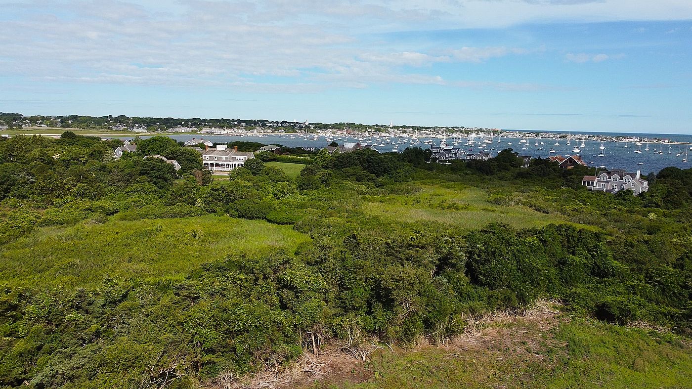 4 Cathcart Road Nantucket MA