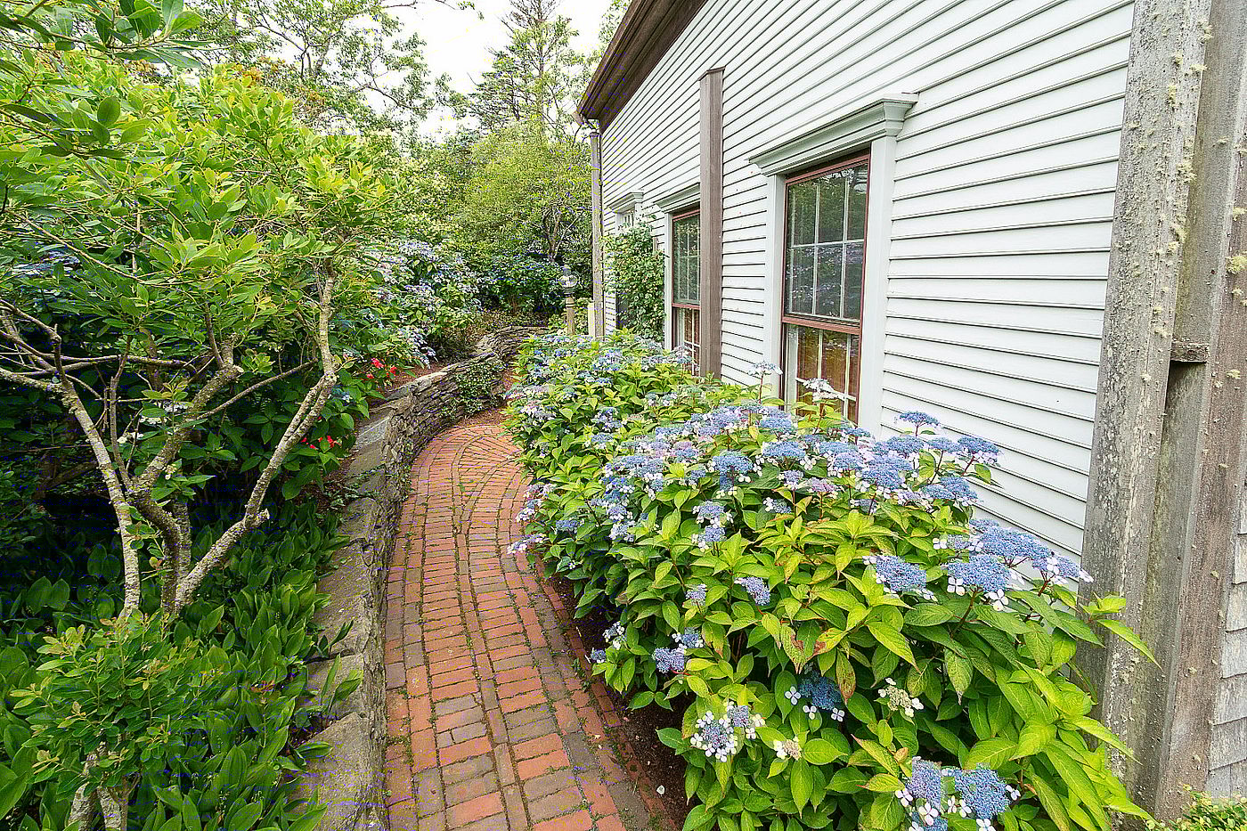 67 Cliff Road Nantucket MA