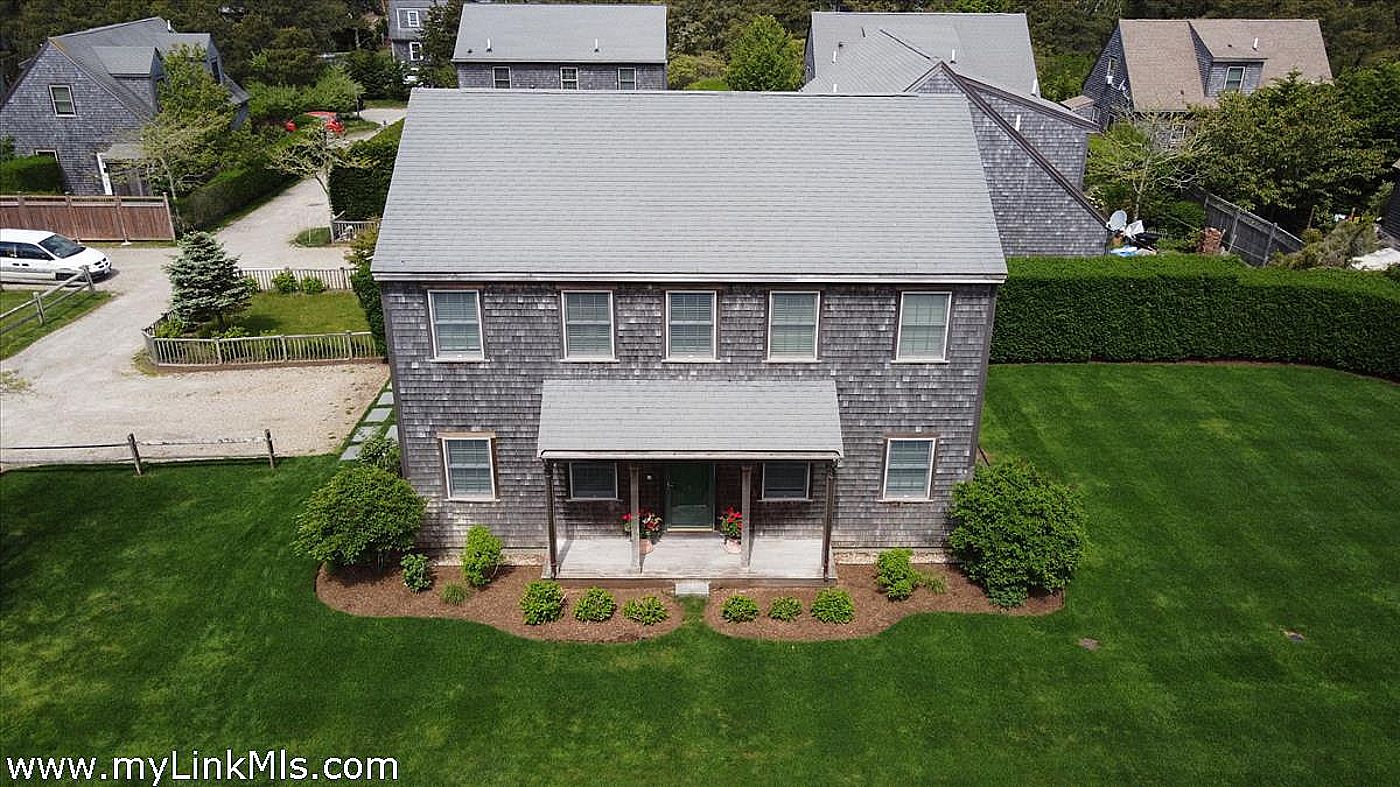 6 Kinikinnik Way Nantucket MA