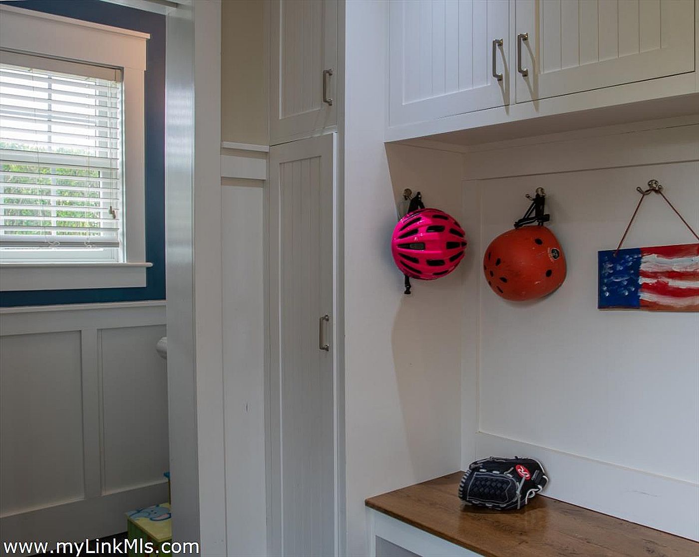 6 Kinikinnik Way Nantucket MA
