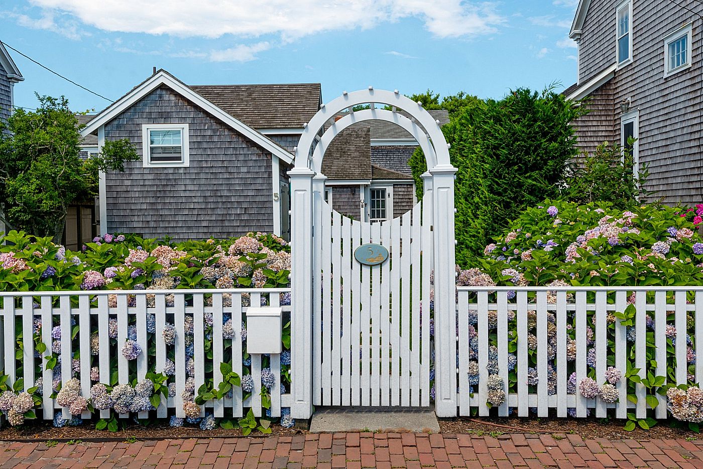 5 North Beach Street Nantucket MA