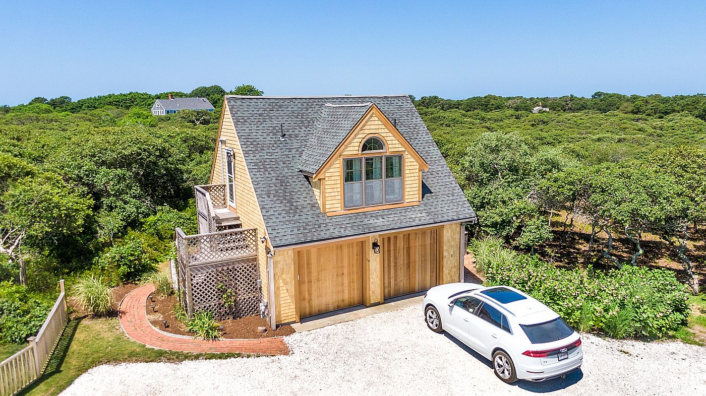 6 Whitetail Circle Nantucket MA
