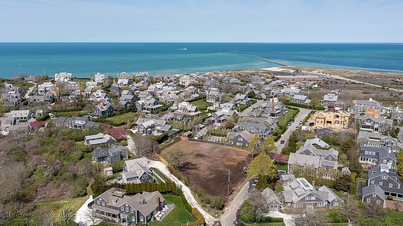 2,4,6 Highland Avenue Nantucket MA