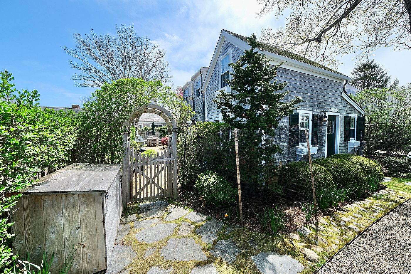 1 Chapel Street Nantucket MA