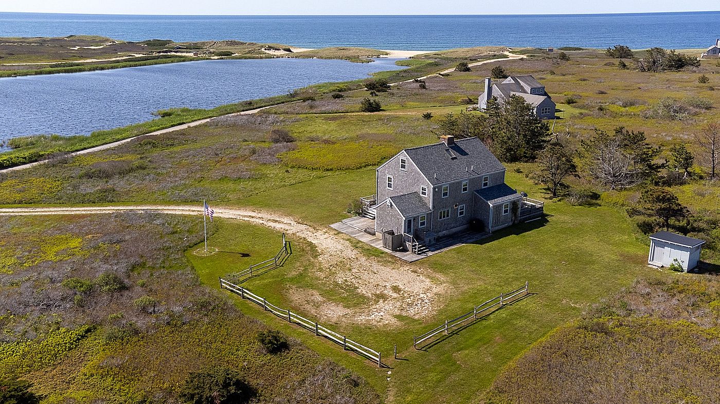 41 West Miacomet Road Nantucket MA
