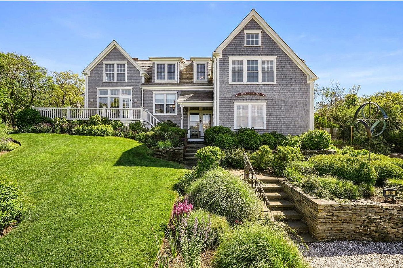 216 Cliff Road Nantucket MA