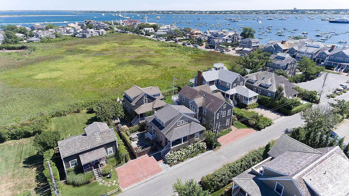 13 Willard Street Nantucket MA