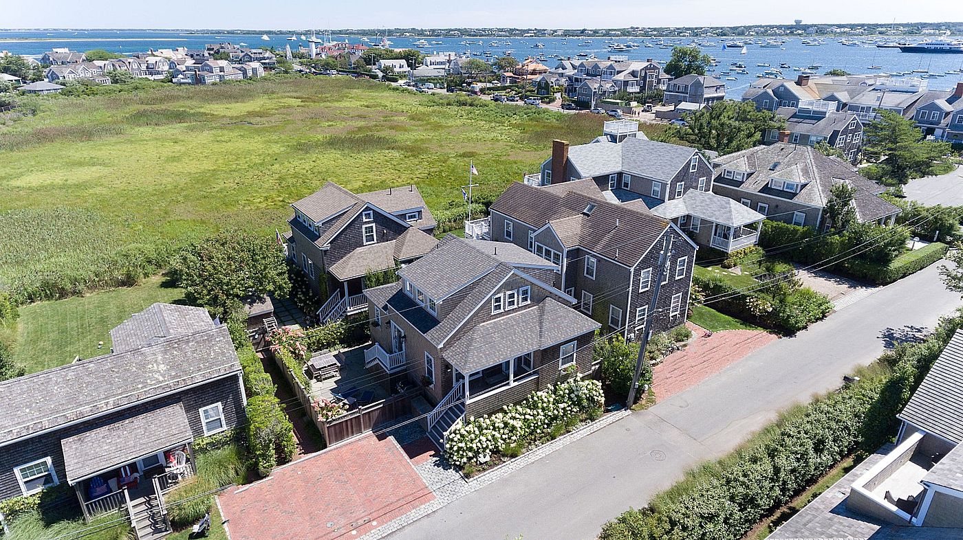 13 Willard Street Nantucket MA