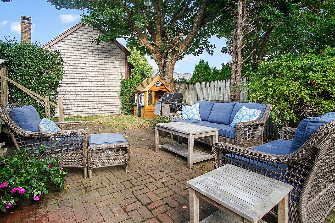 8 York Street Nantucket MA