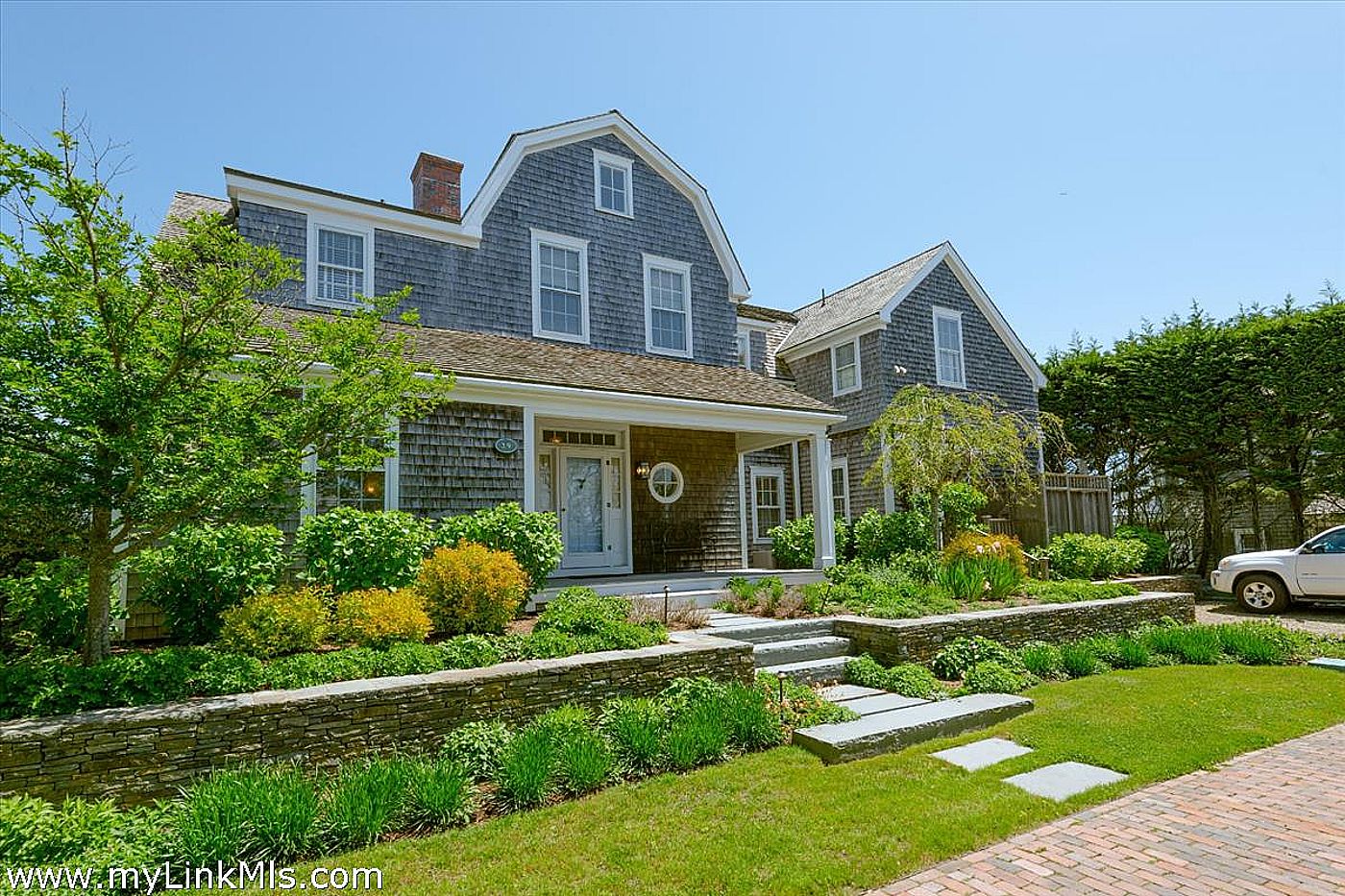 39 Cliff Road Nantucket MA