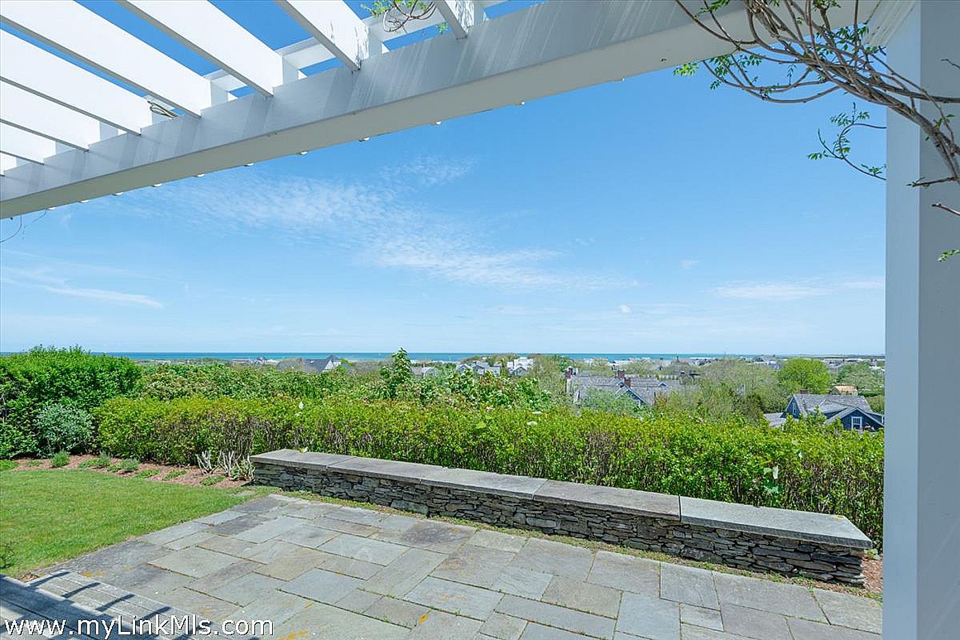 39 Cliff Road Nantucket MA