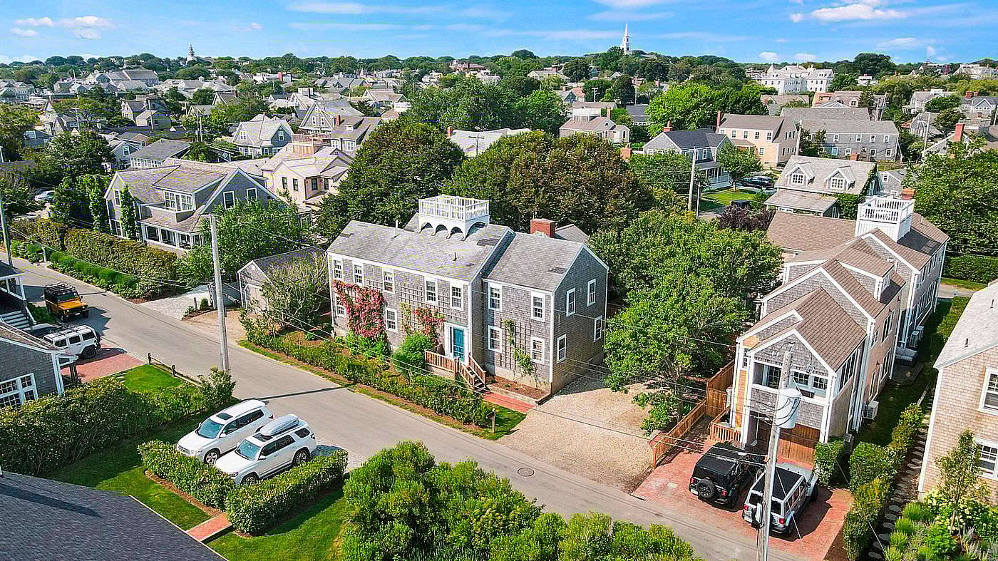 12 Willard Street Nantucket MA
