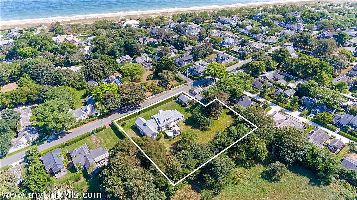5 McKinley Avenue Nantucket MA