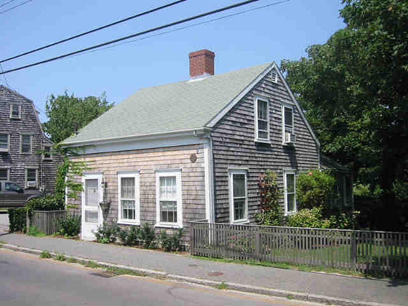 27 North Liberty Street Nantucket MA