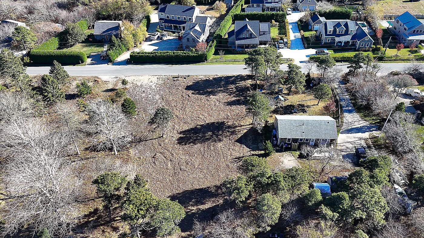 7 Gray Avenue Nantucket MA