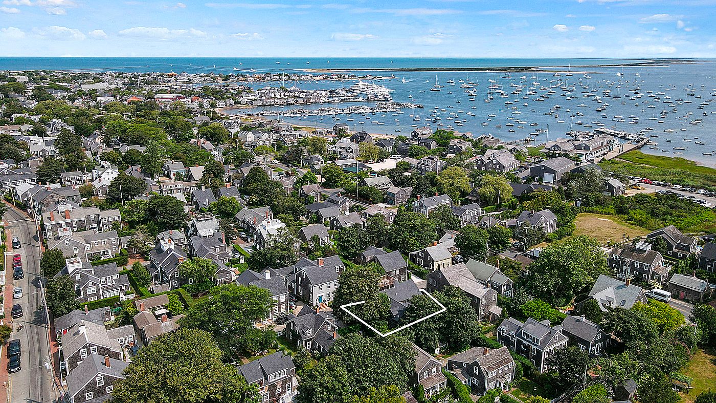 6 Beaver Street Nantucket MA