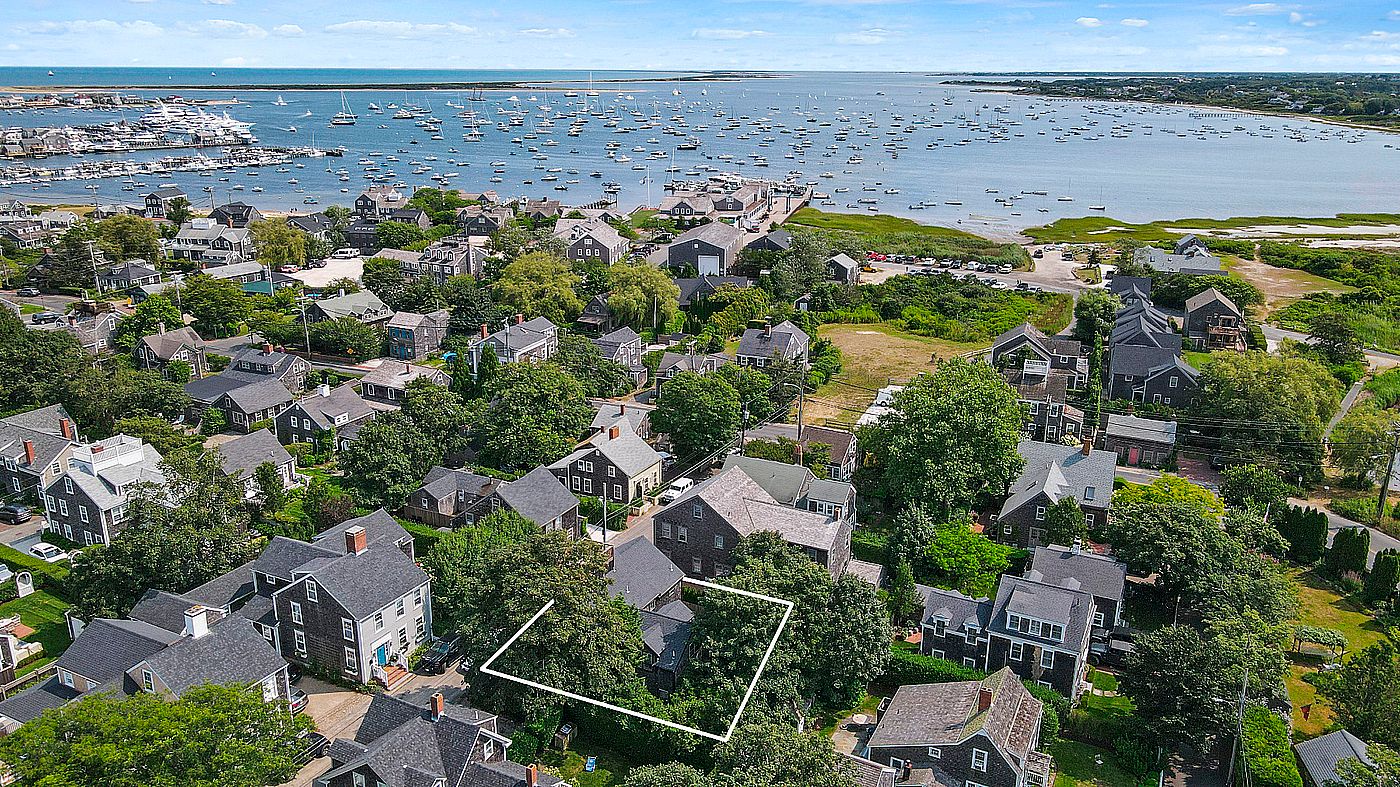 6 Beaver Street Nantucket MA