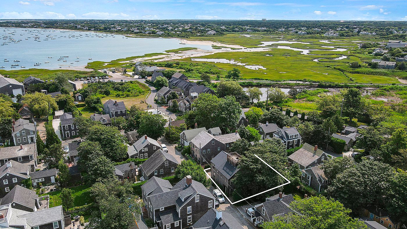 6 Beaver Street Nantucket MA