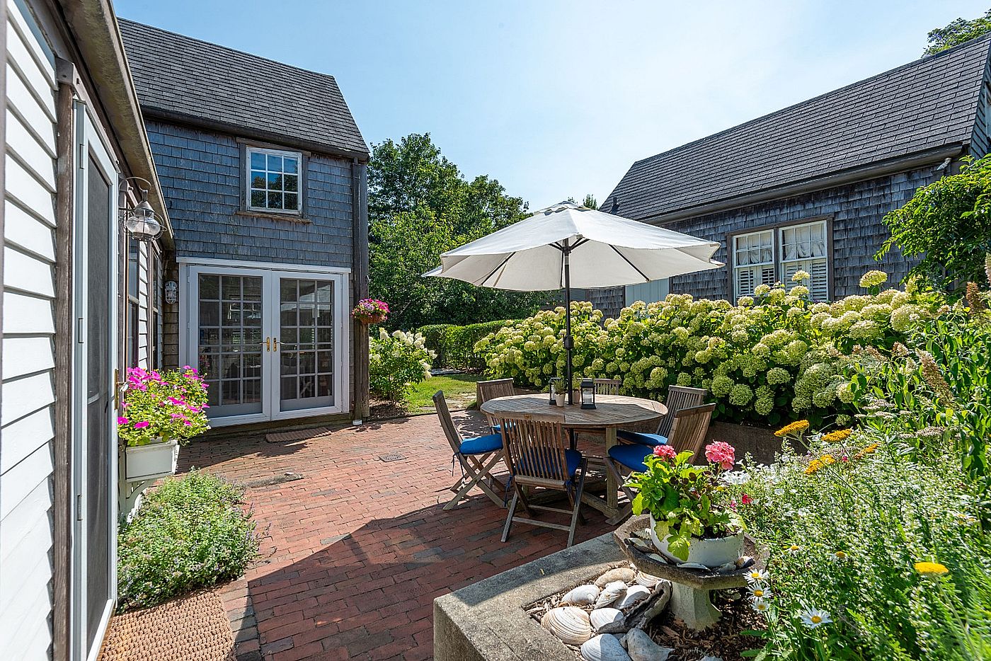 6 West York Lane Nantucket MA
