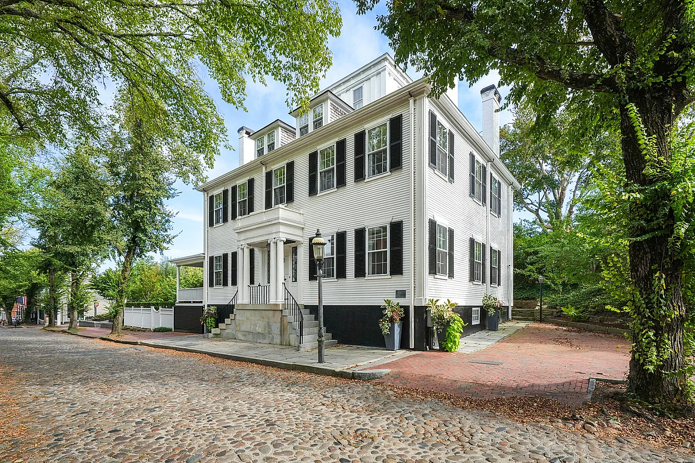 72 Main Street Nantucket MA