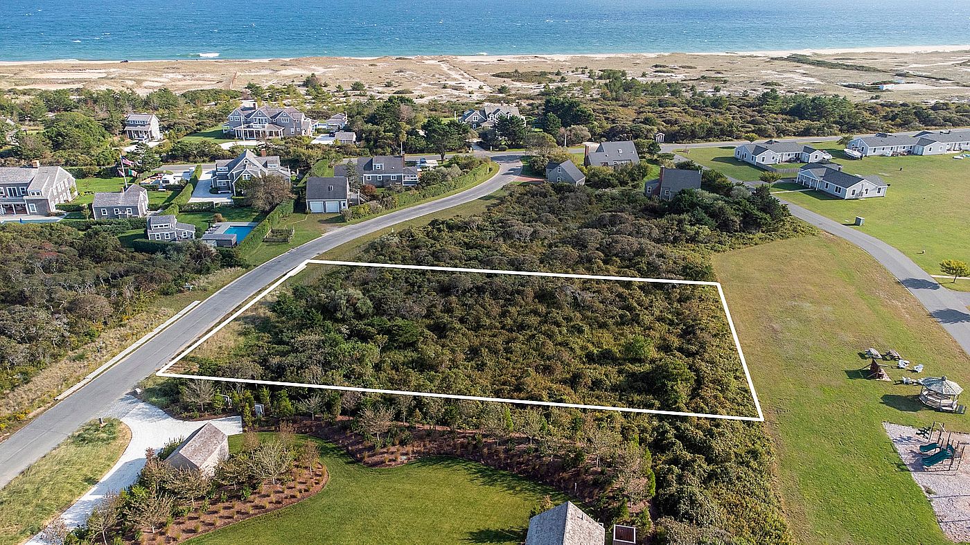 8 Cannonbury Lane Nantucket MA
