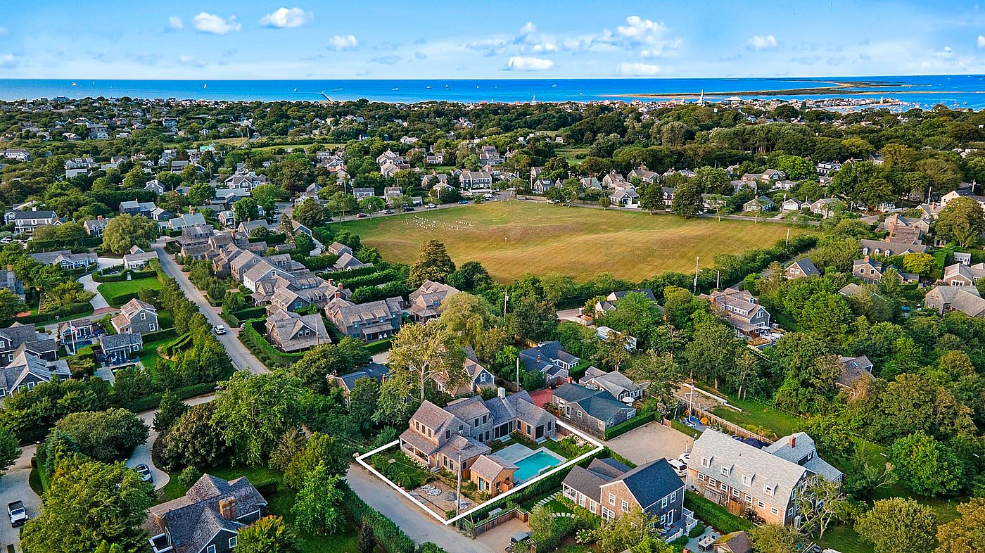 8 Winn Street Nantucket MA