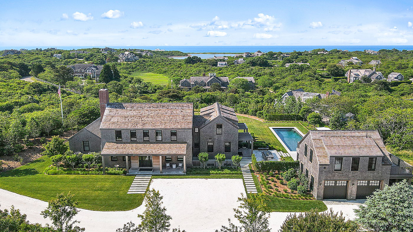 218 Cliff Road Nantucket MA