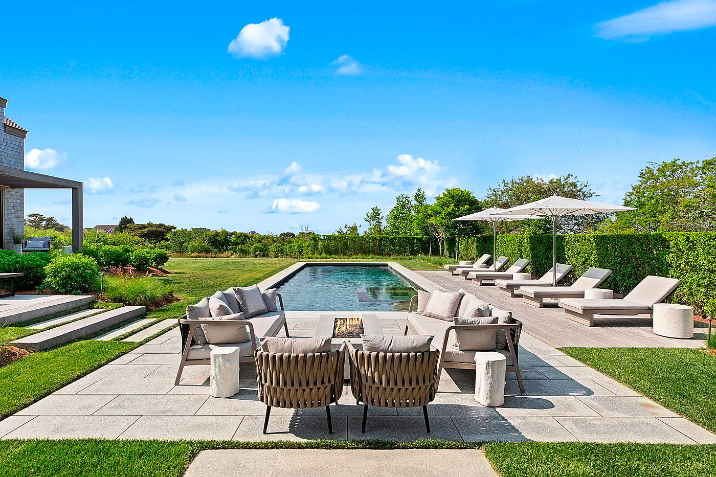 218 Cliff Road Nantucket MA