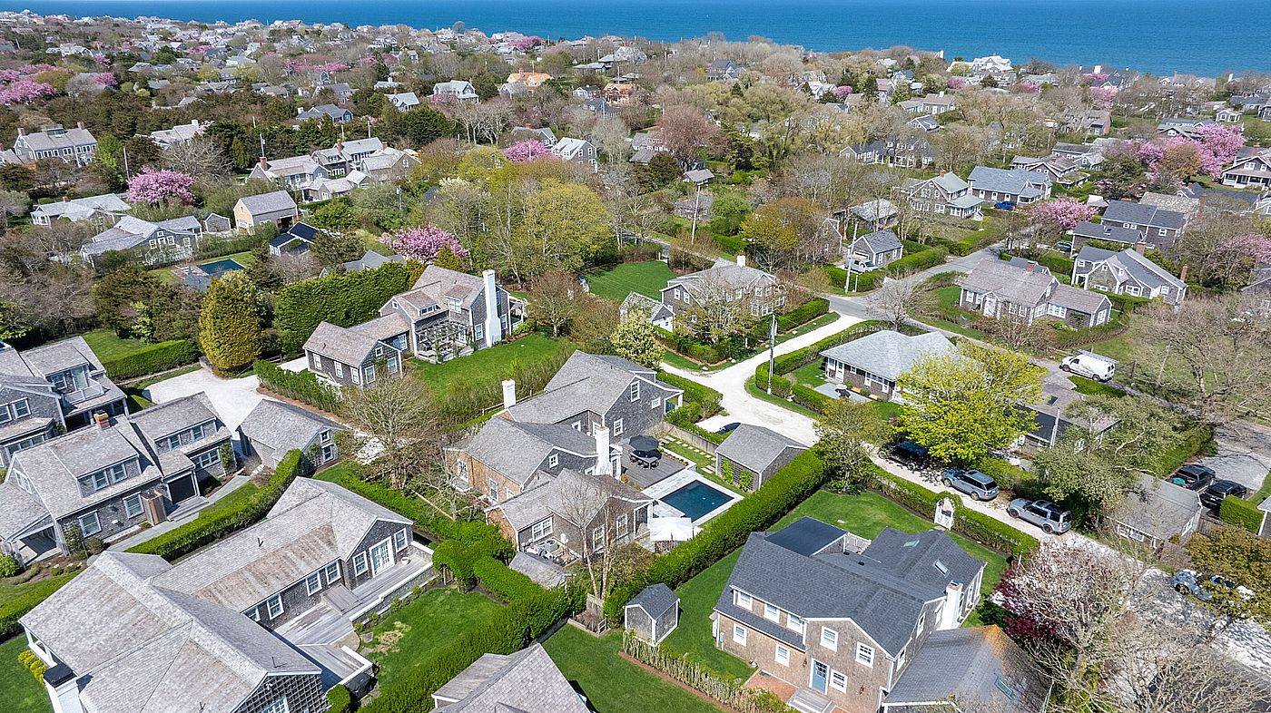 10 Lincoln Street Nantucket MA