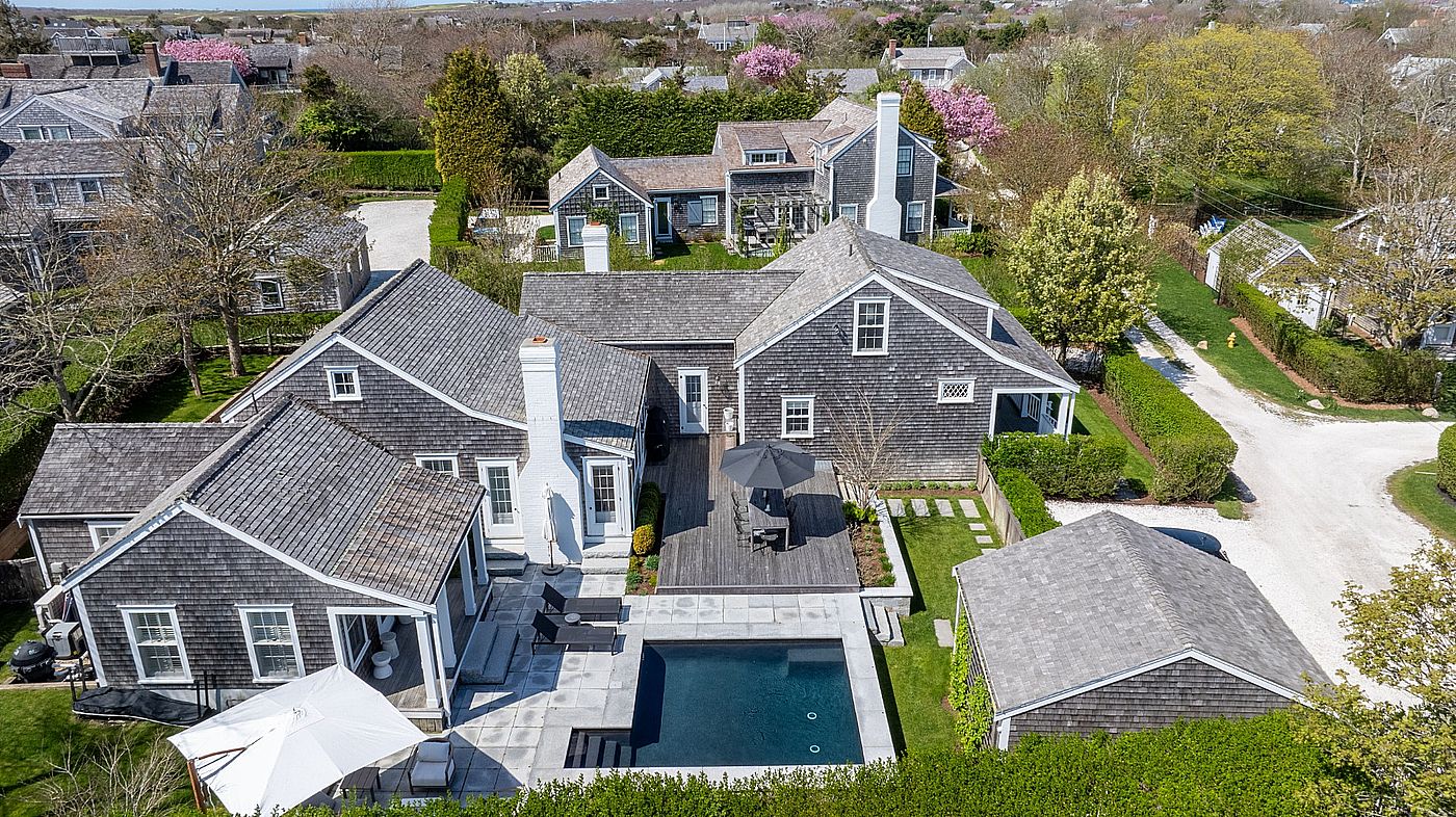 10 Lincoln Street Nantucket MA