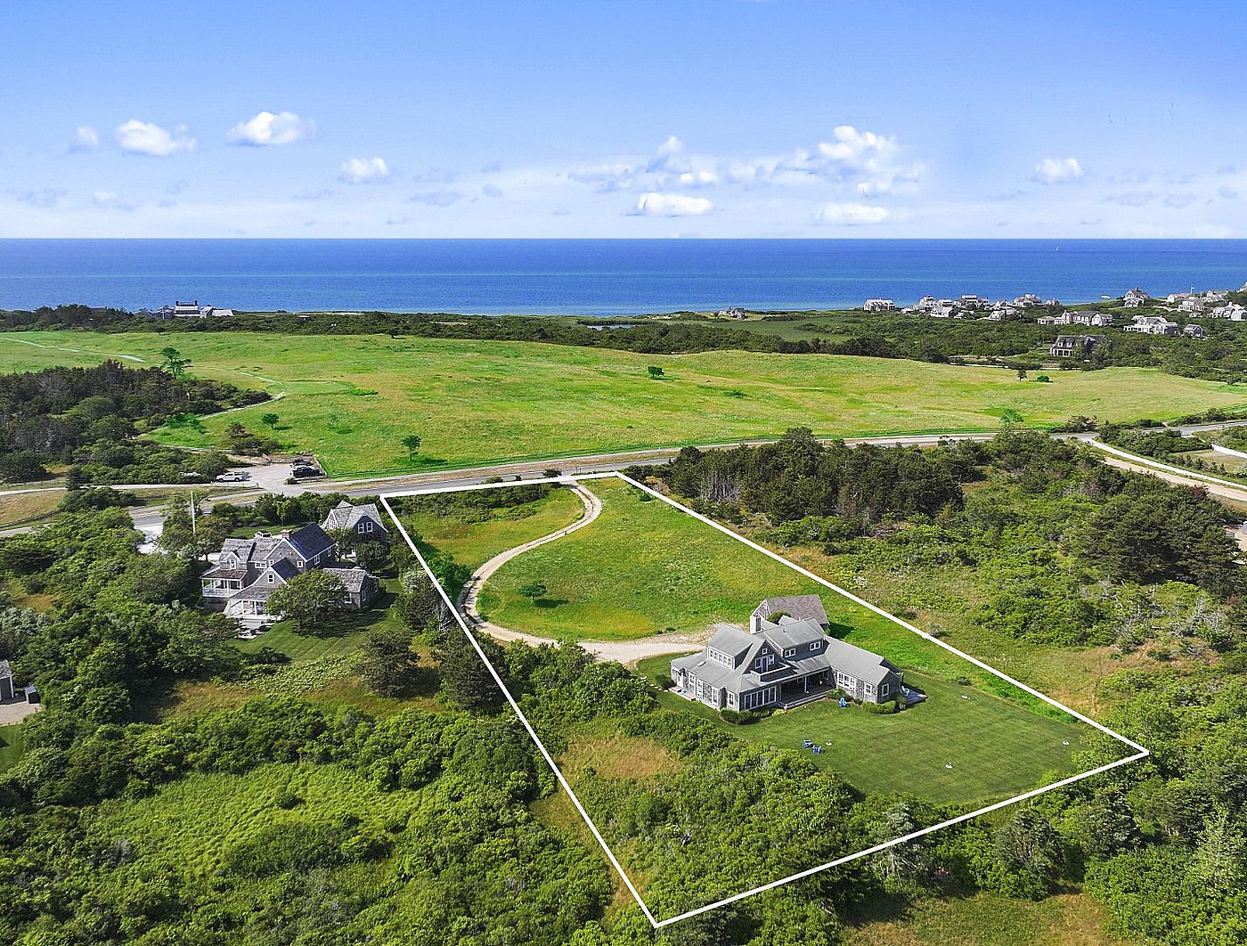 166 Cliff Road Nantucket MA