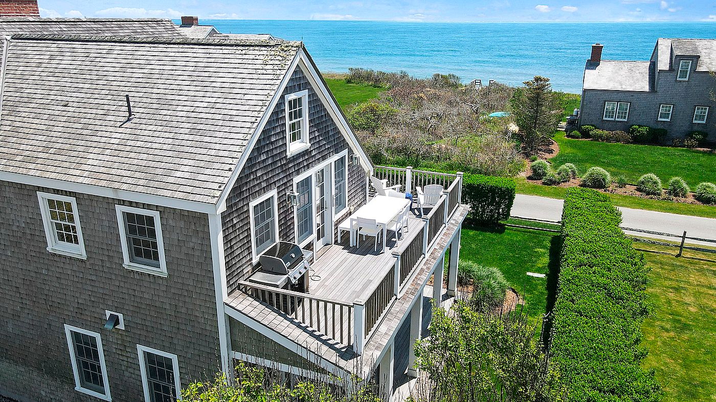 24 Wanoma Way Nantucket MA