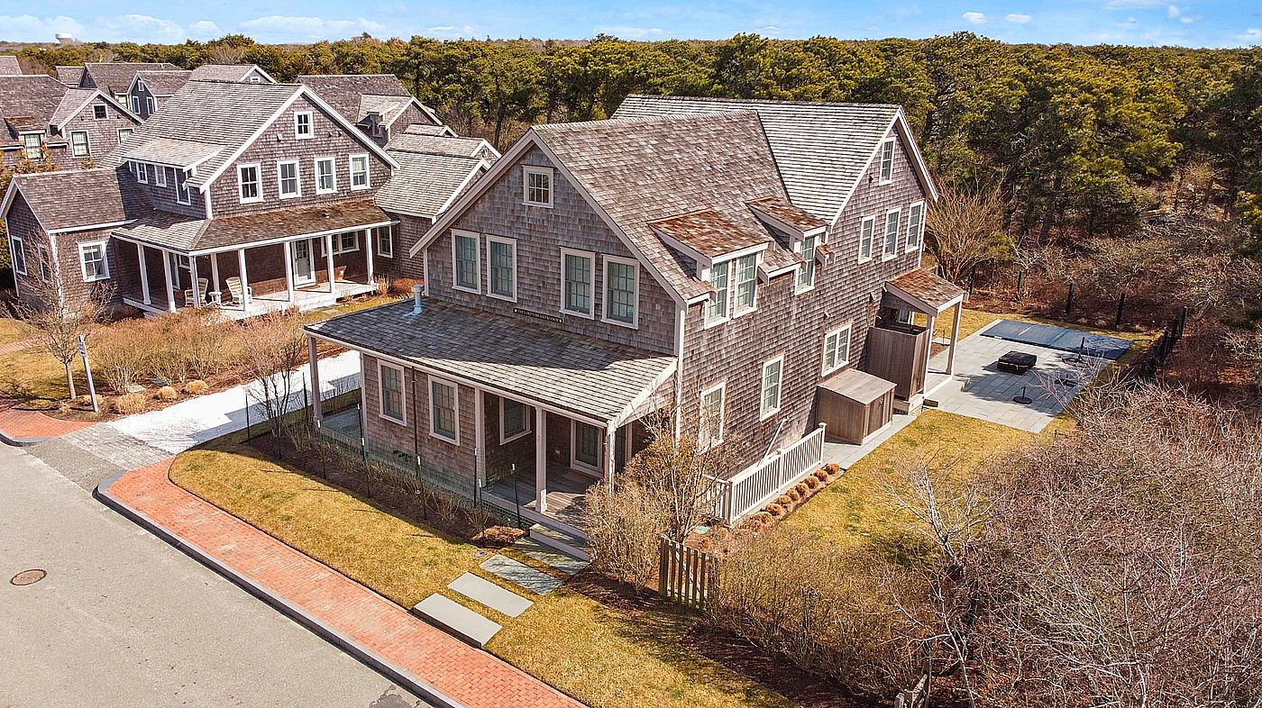 2 Blazing Star Road Nantucket MA